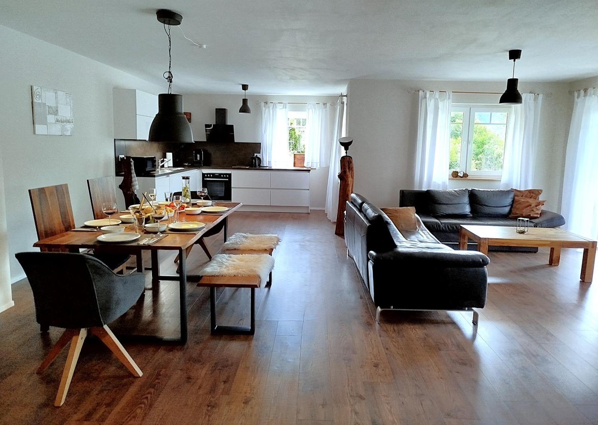 Apartment 92qm Allergikerfreundlich 2 Schlafzimmer 2 Wc Terrasse *
